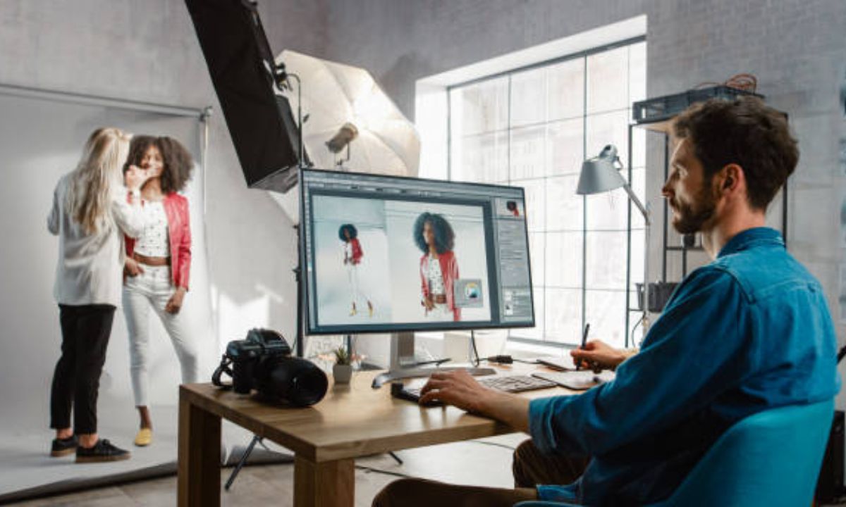 Why Image Retouching Matters For Business Photos