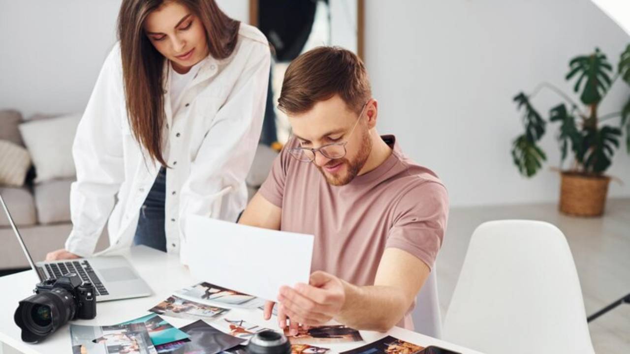 focusing-on-key-details-in-photo-cut-out-service